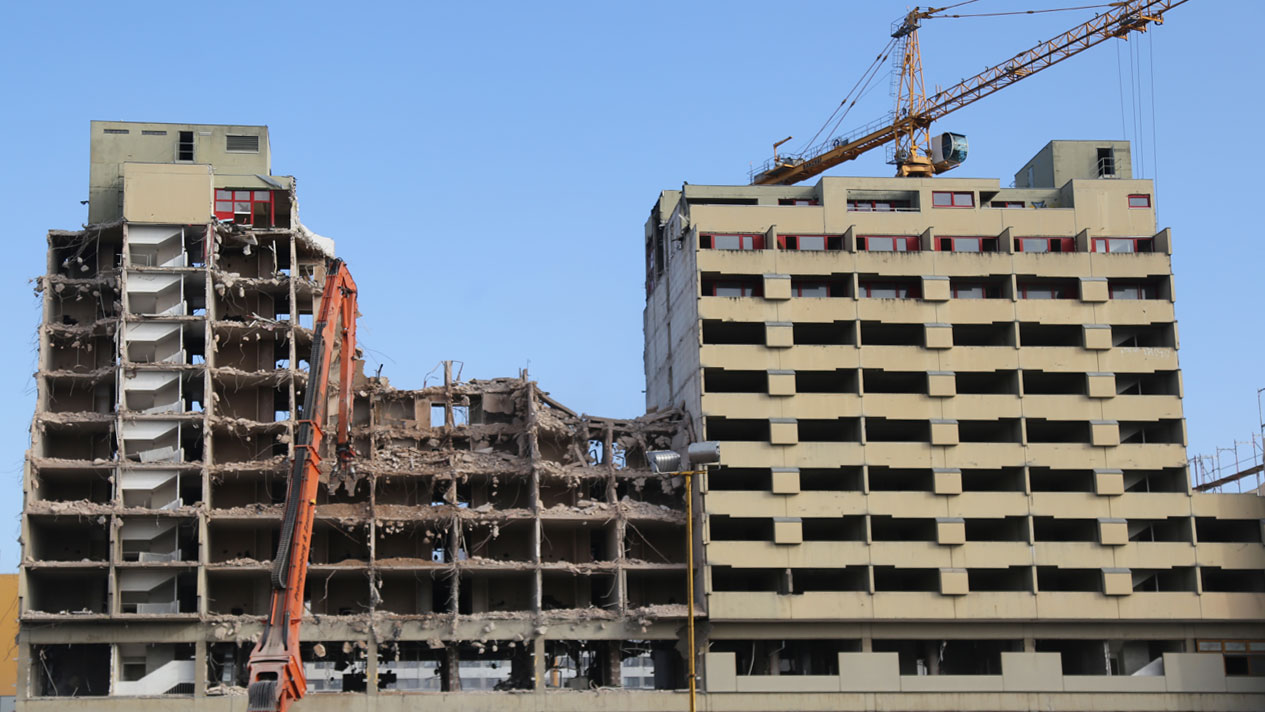 Abriss im Märkischen Zentrum Berlin